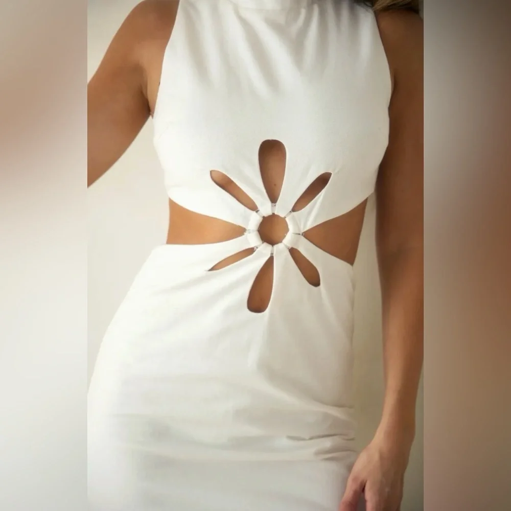 NWT Tropical White Flower Cut-Out Maxi Midi Dress - Picture 5 of 9